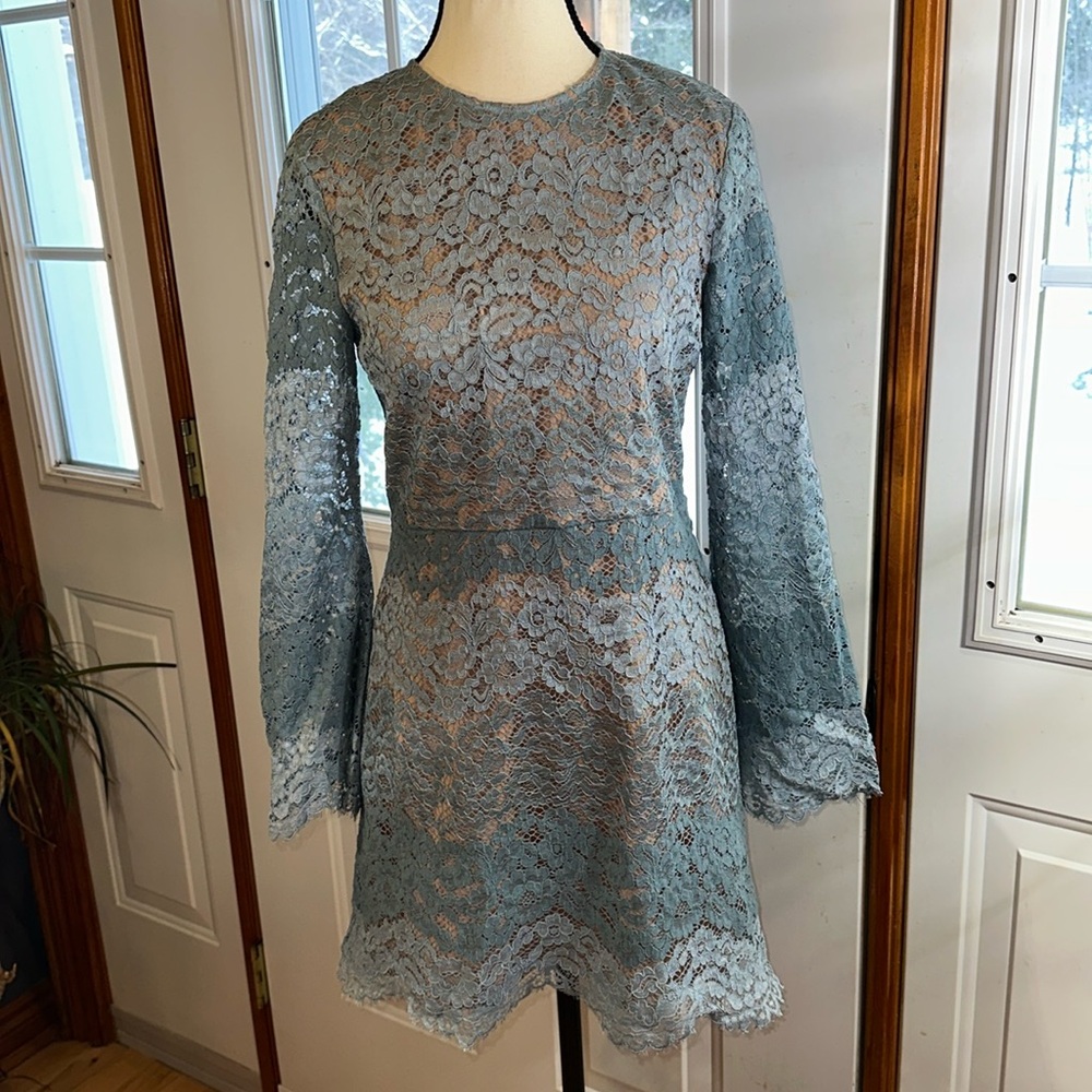 WayF Lace Mini Dress
